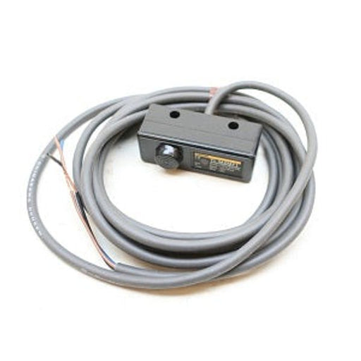 Omron TL-M2MF1 proximity sensor